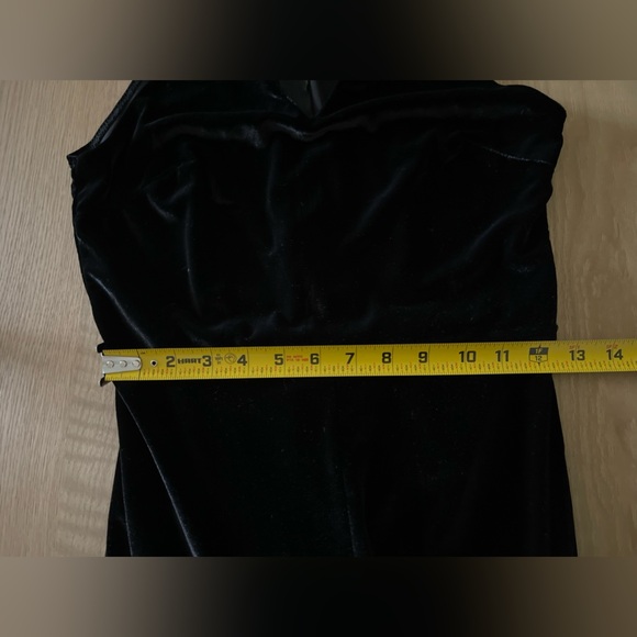 Crystal Doll| Black Velvet Jumpsuit in Flare, Wide Leg, Sleeveless, High Neck••• - Picture 11 of 12